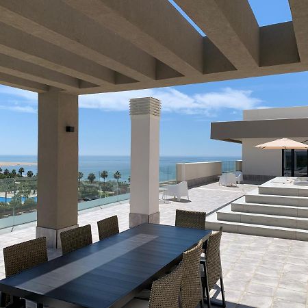 ウエルバPenthouse With Wide Terrace Next To The Oceanアパートメント エクステリア 写真