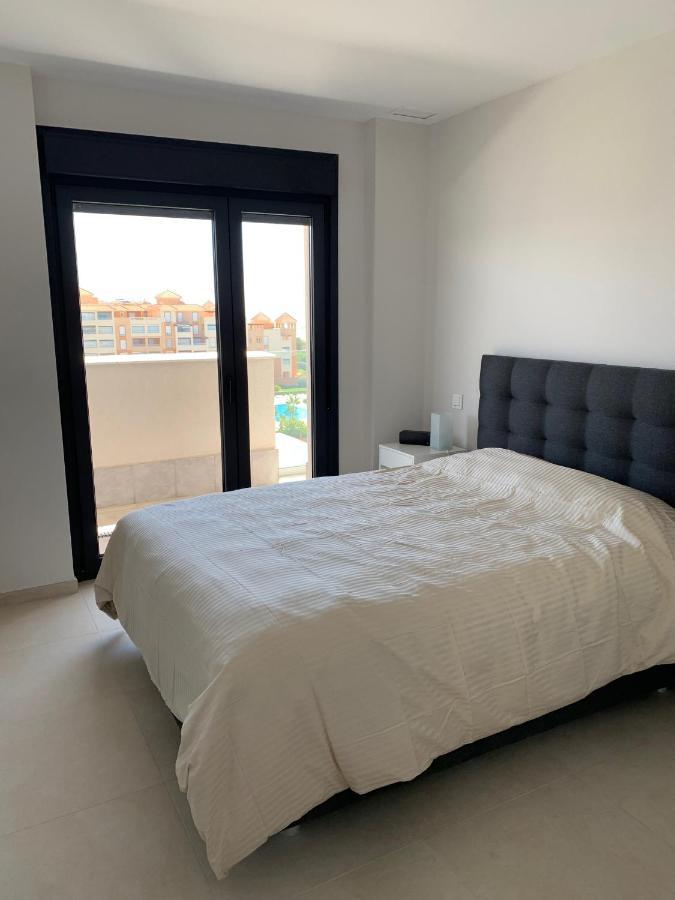ウエルバPenthouse With Wide Terrace Next To The Oceanアパートメント エクステリア 写真